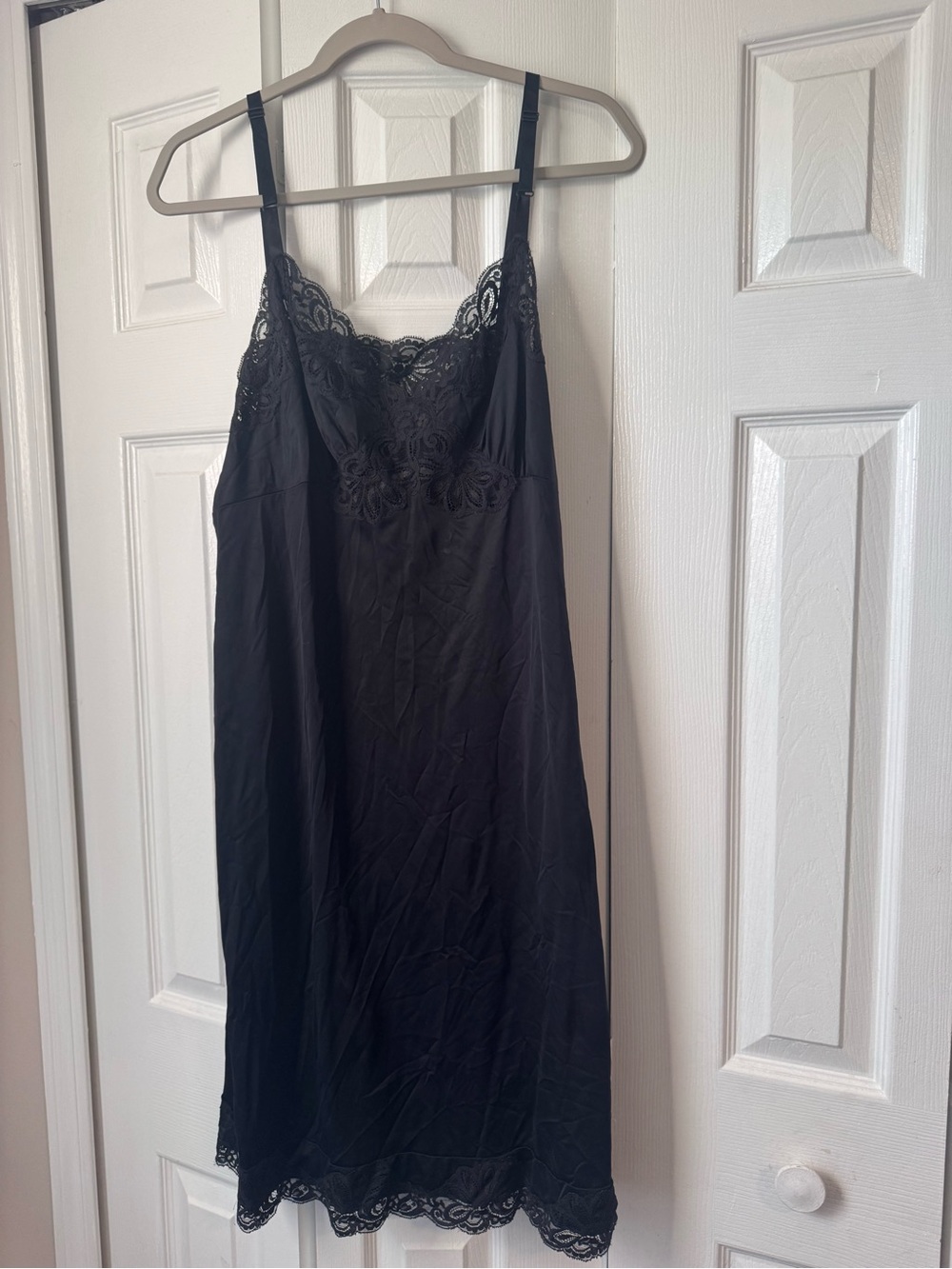 Vintage Shadowline Black Lace Full Slip Dress Lingerie Retro 70s 80s 40MS